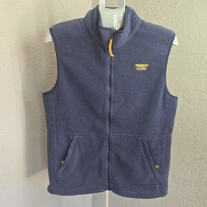 L.L. Bean Navy Fleece Vest Pockets Cozy Cabincore Winter Fall Medium
